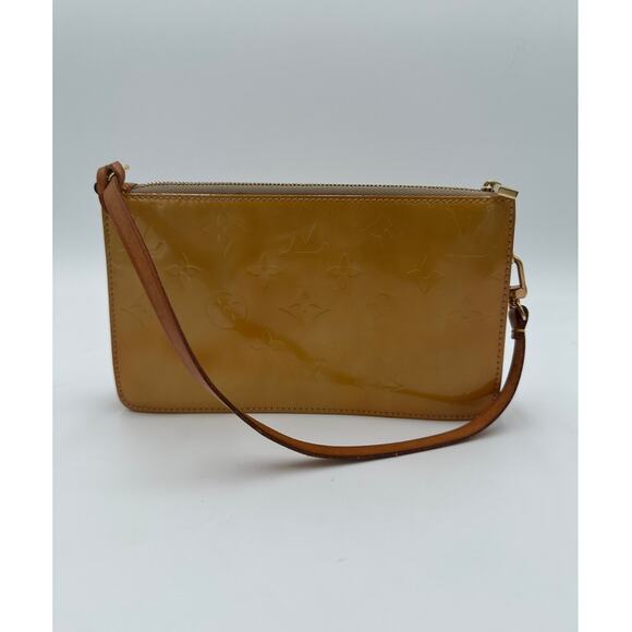 Louis Vuitton Verni Pochette - Picture 4 of 16